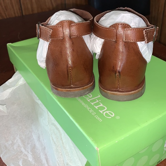 Madeline sandals - Picture 2 of 4